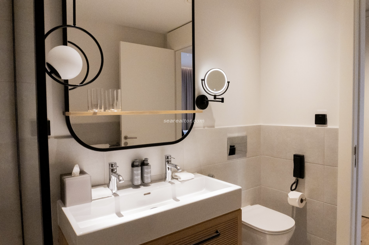 Studio apartment for sale - Tivat, Porto Montenegro 22