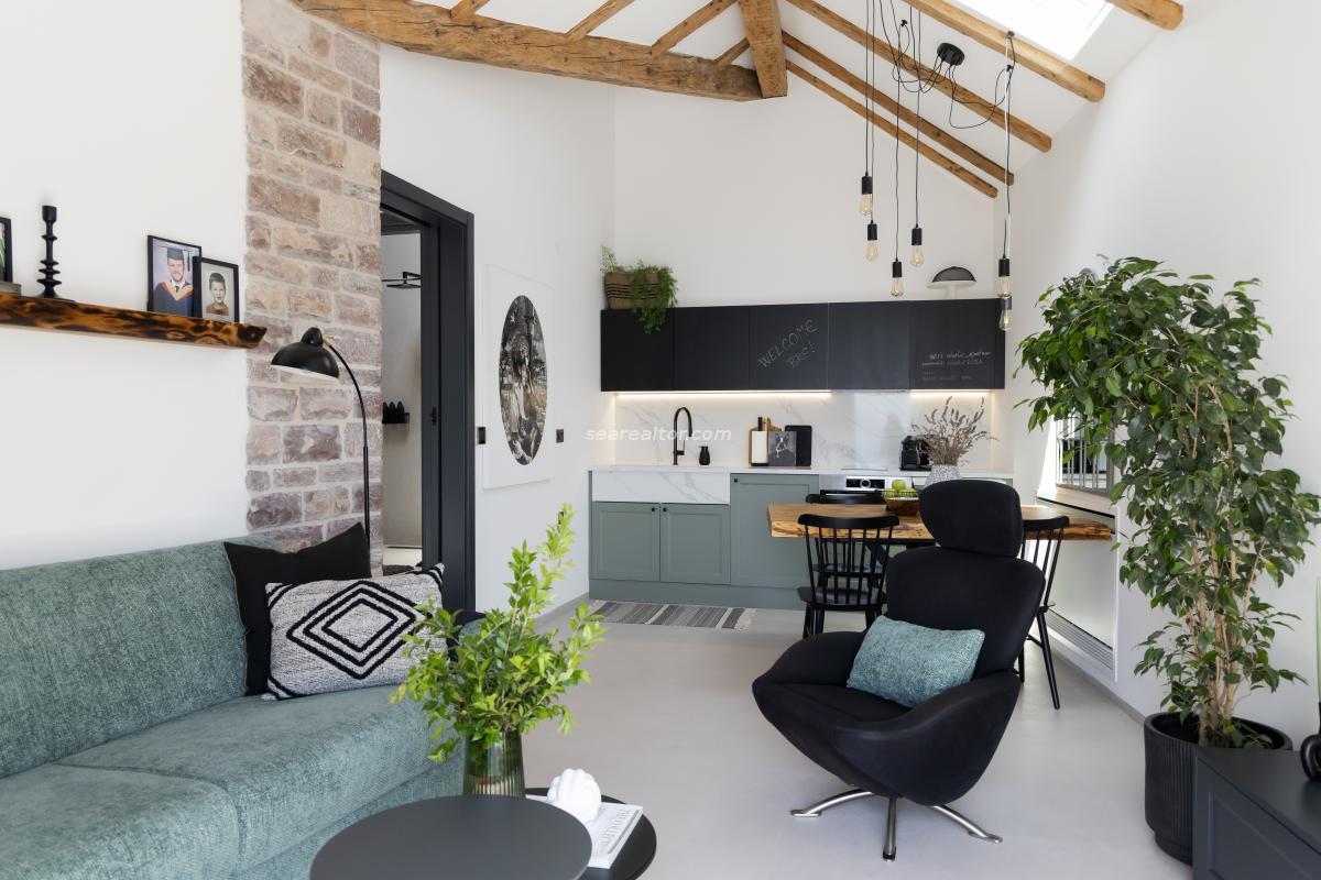 Kuća u Tivtu, 293m² — 29