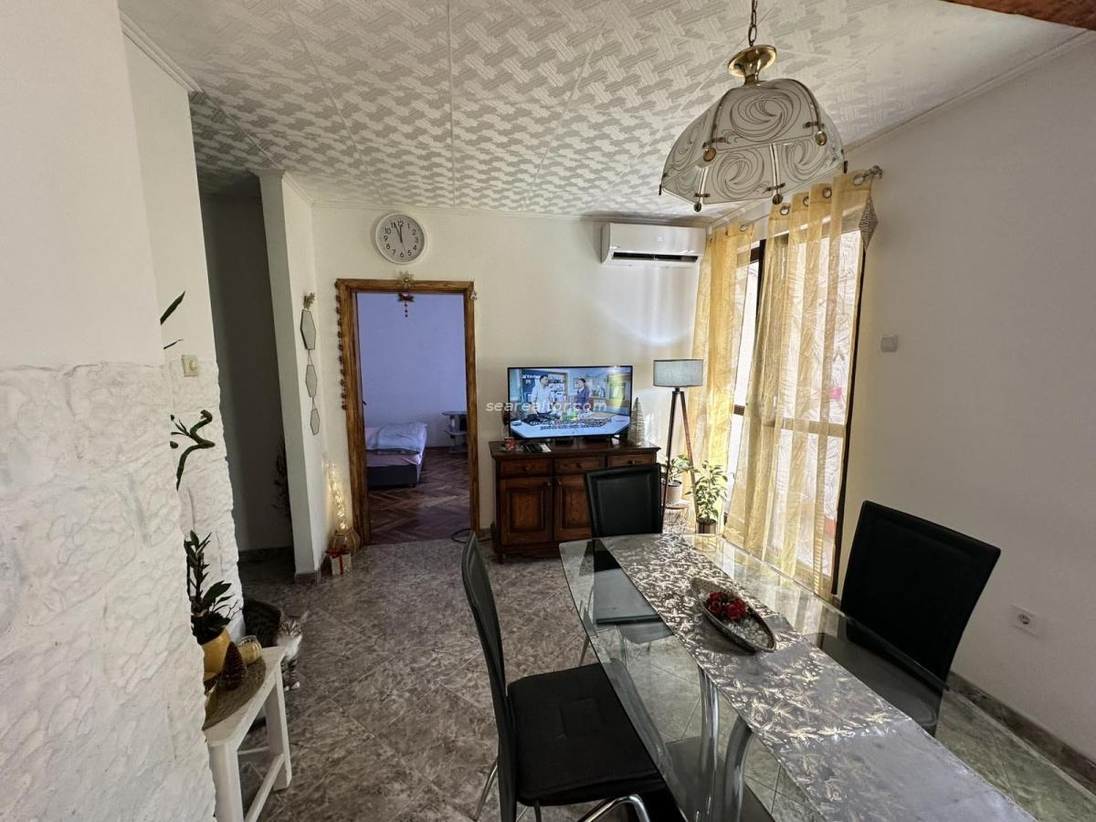 Jednosoban stan u Kotoru, 46m²
