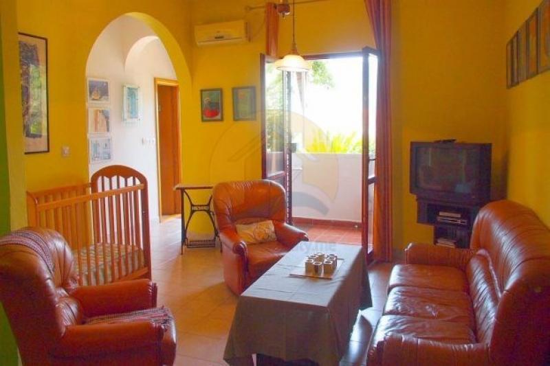 Dvosoban stan u Herceg Novom, 75m²