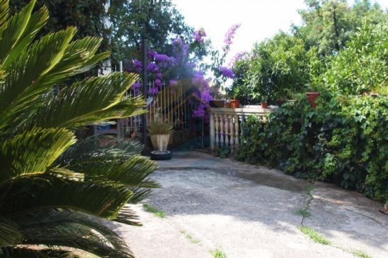 Dvosoban stan u Herceg Novom, 75m² 13