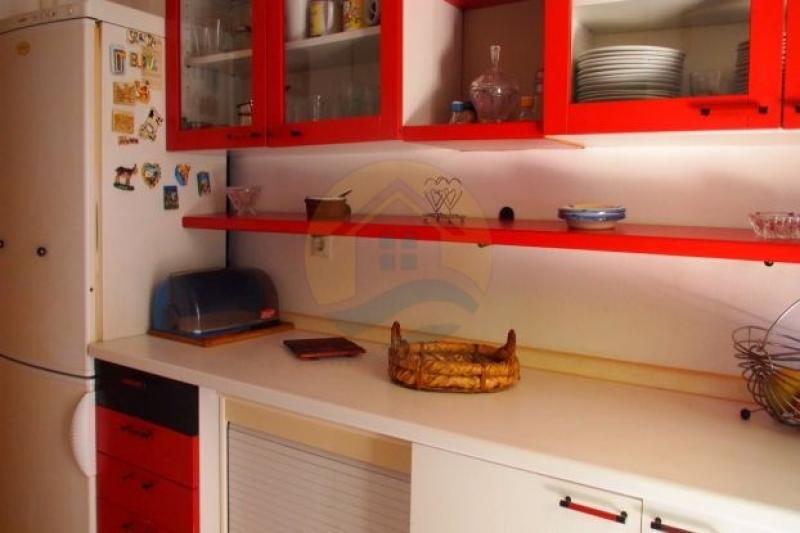 Dvosoban stan u Herceg Novom, 75m² 9