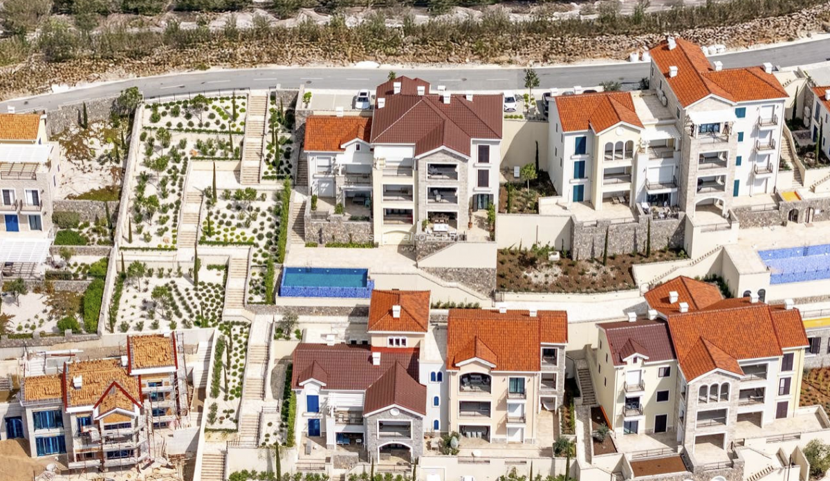 Dvosoban stan u Tivtu, 105m² 6