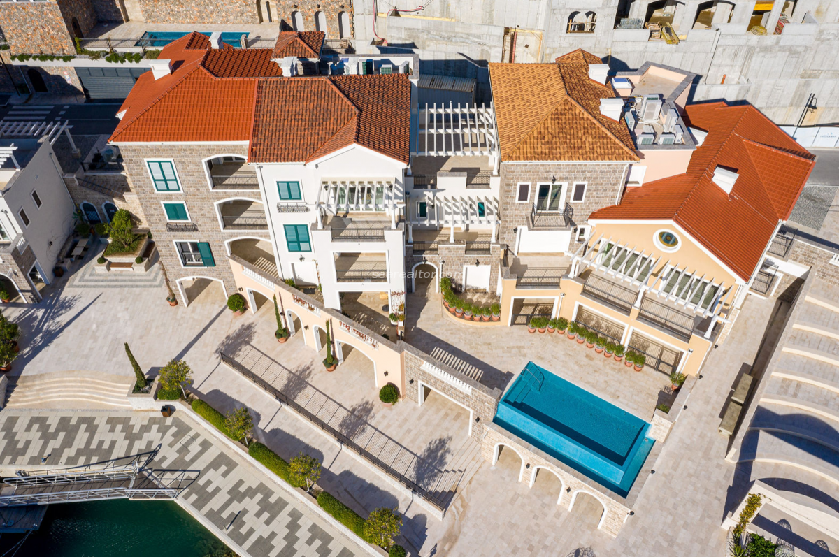 Jednosoban stan u Tivtu, 74m² 5