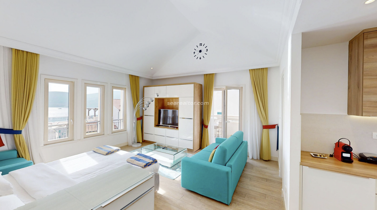 Garsonjera u Tivtu, 55m² 2