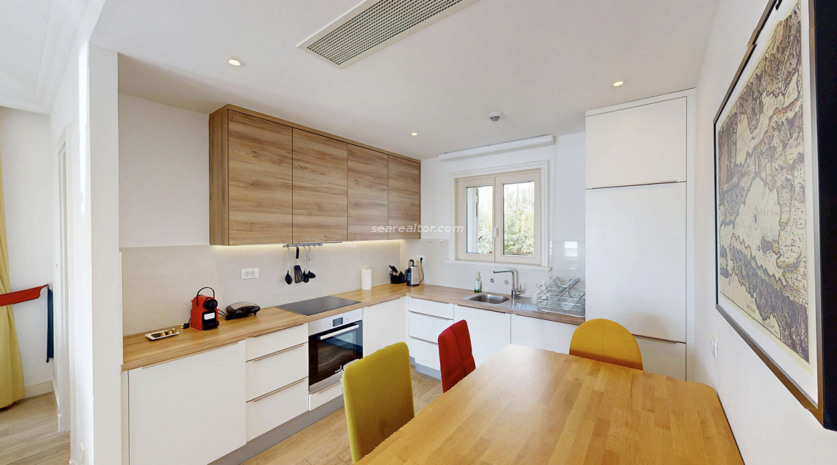 Garsonjera u Tivtu, 55m² 3