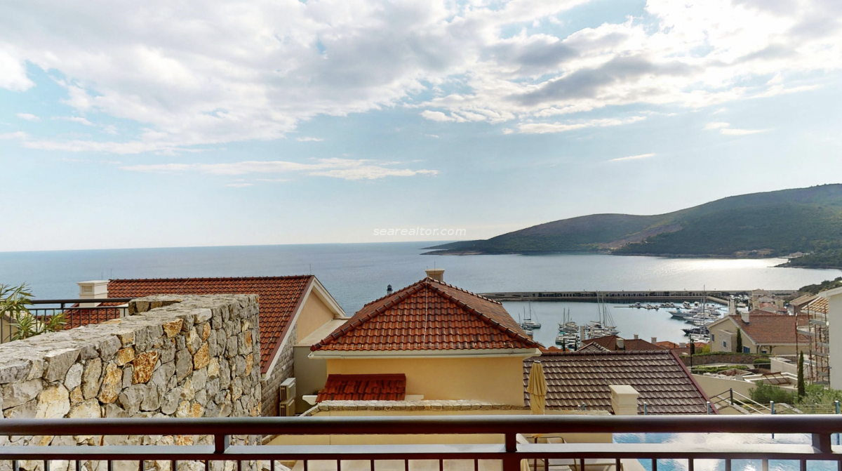 Garsonjera u Tivtu, 49m²