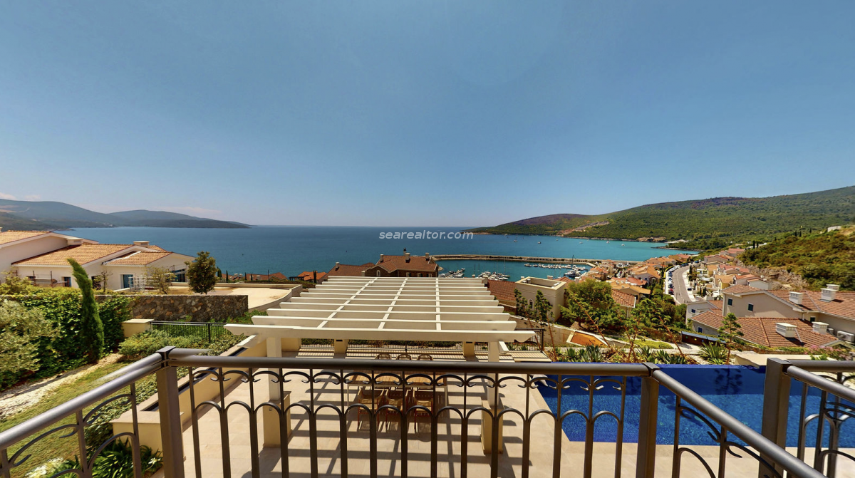 Kuća u Tivtu, 417m²