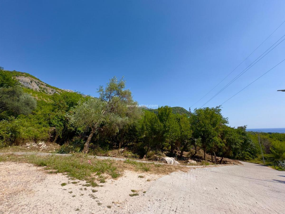 Nekretnina u Budvi, 841m²