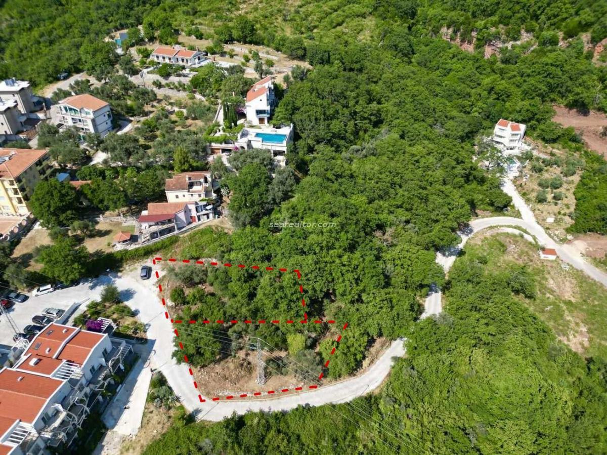 Nekretnina u Budvi, 841m² — 9