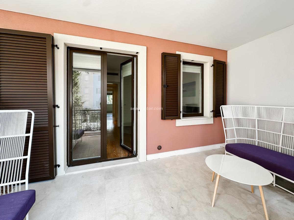 Luxury two bedroom apartment 115m2 in Porto Montenegro 32