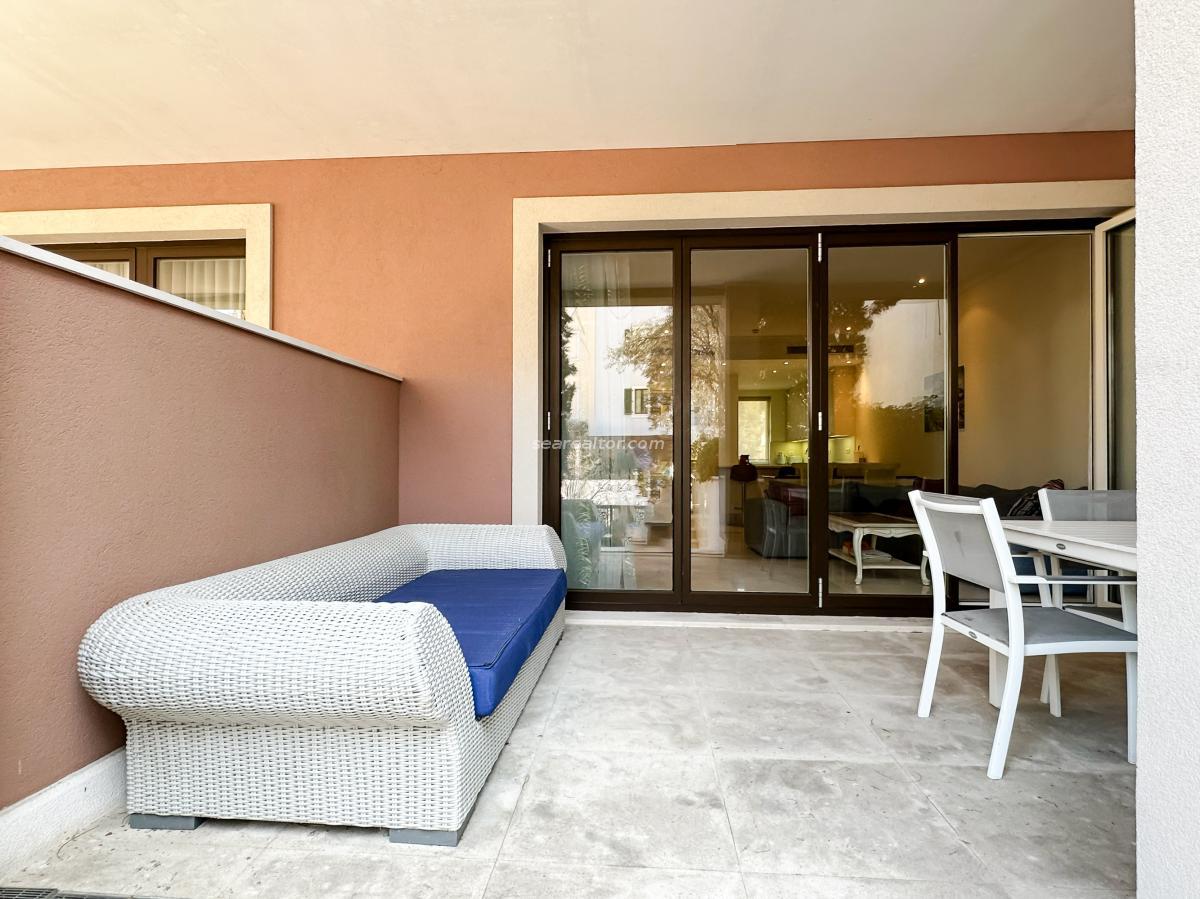Luxury two bedroom apartment 115m2 in Porto Montenegro 40
