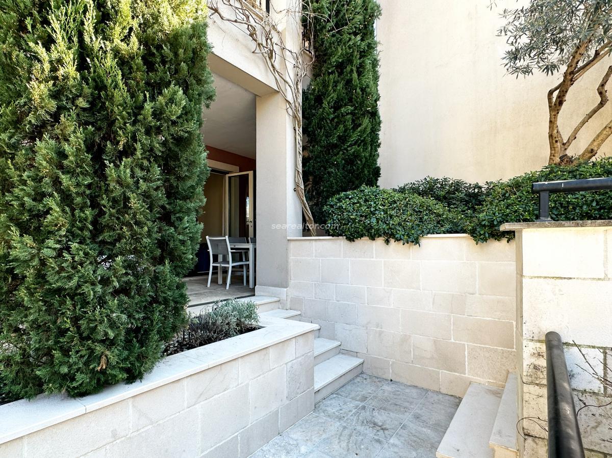 Luxury two bedroom apartment 115m2 in Porto Montenegro 42