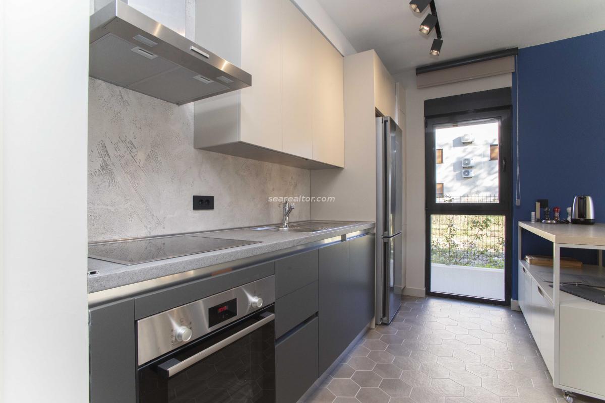 One bedroom apartment with a spacious terrace in Donja Lastva, Tivat 11