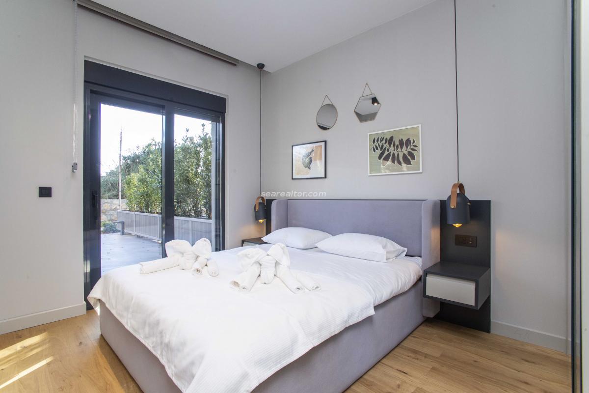 One bedroom apartment with a spacious terrace in Donja Lastva, Tivat 12