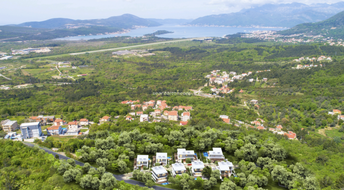 Nekretnina u Kotoru, 4416m² 17