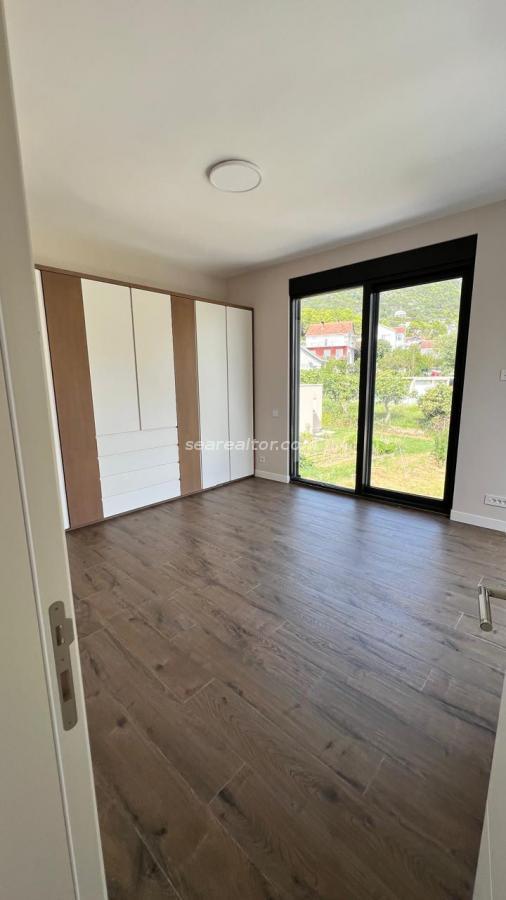 Modern villa with pool in Dumidran, Tivat 7