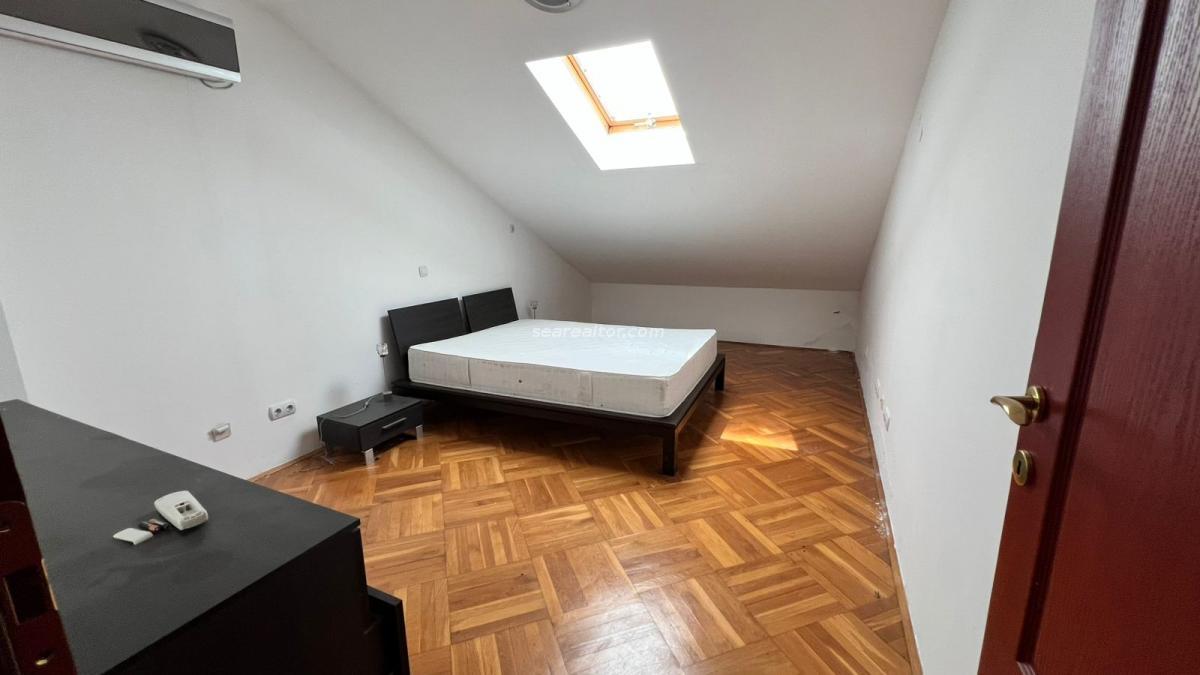 Dvosoban stan u Kotoru, 119m² 9