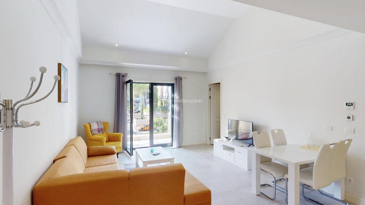 Luxuriöses Apartment mit einem Schlafzimmer, 55 m² – Lustica Bay