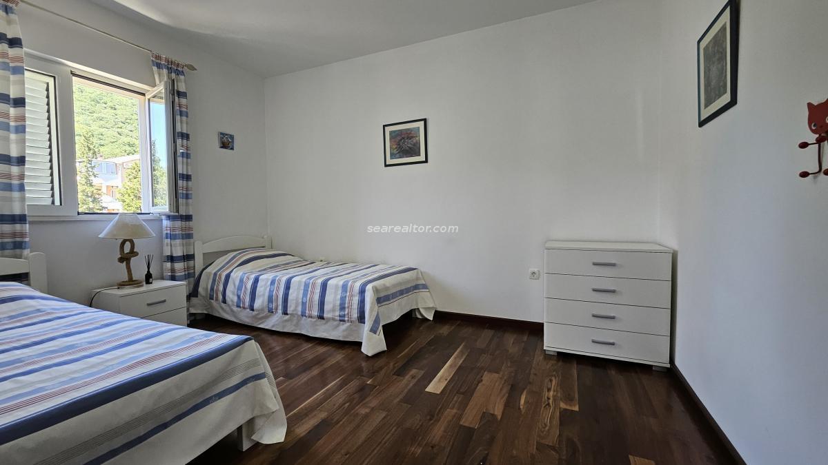Dvosoban stan u Tivtu, 90m² — 17