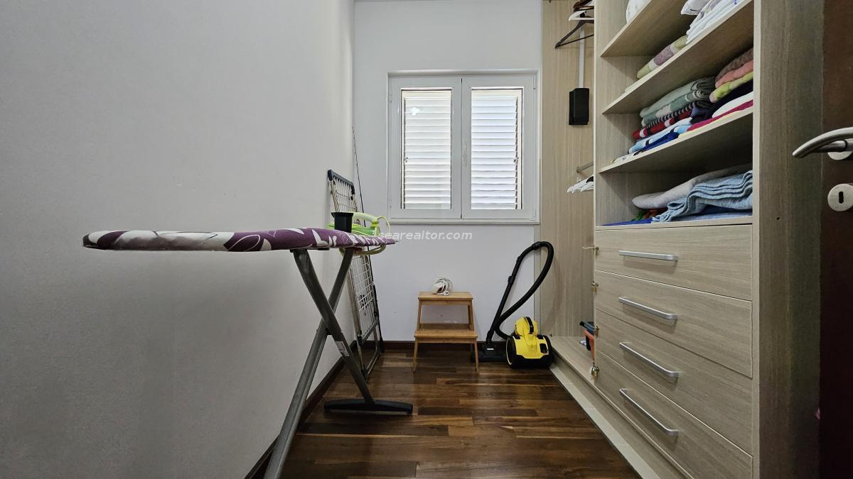 Dvosoban stan u Tivtu, 90m² — 22