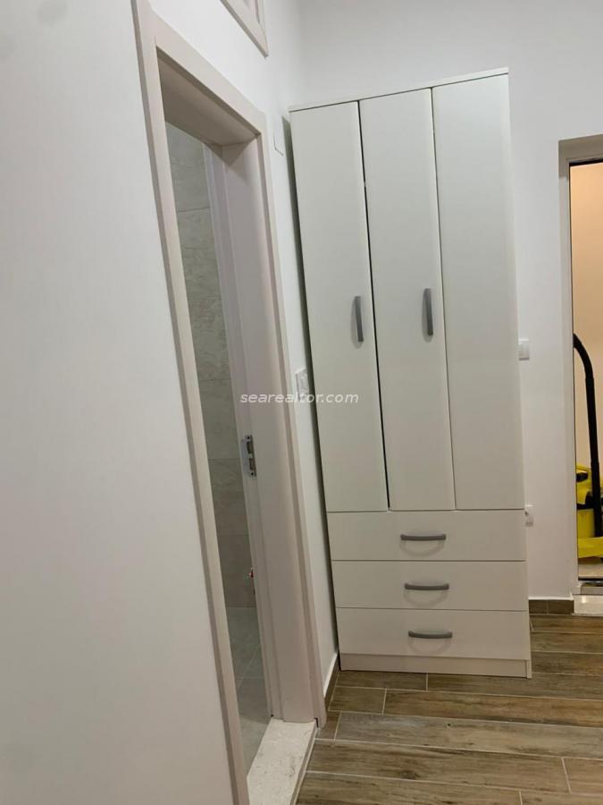 Eine komfortable 65 m² große Einzimmerwohnung in Tivat (Kava) zu vermieten. 4