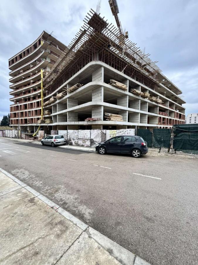 Three-bedrooms Apartment 135m2 Under Construction - Bar 9