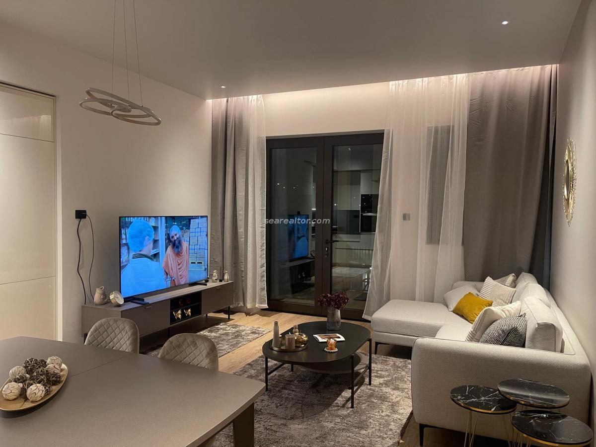 Luxuriöse Zwei-Zimmer-Wohnung im Komplex Boka Place, Tivat 3