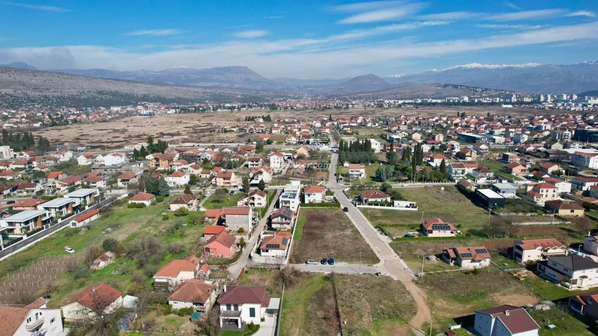 Plac u Podgorici, 0m² 2