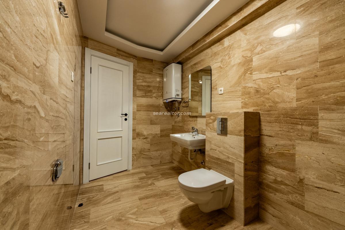 Trosoban stan u Budvi, 160m² 22