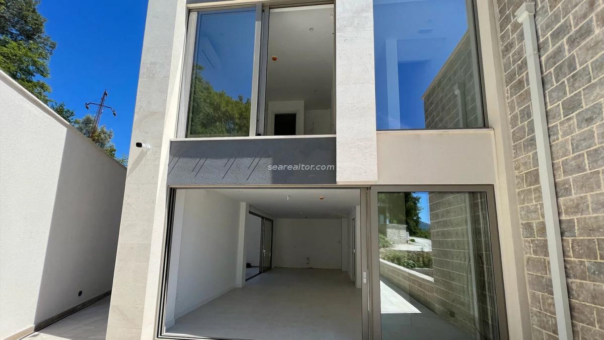 Premium Townhouse 288 m2 with Private Pool in Donja Lastva (I-2) 5