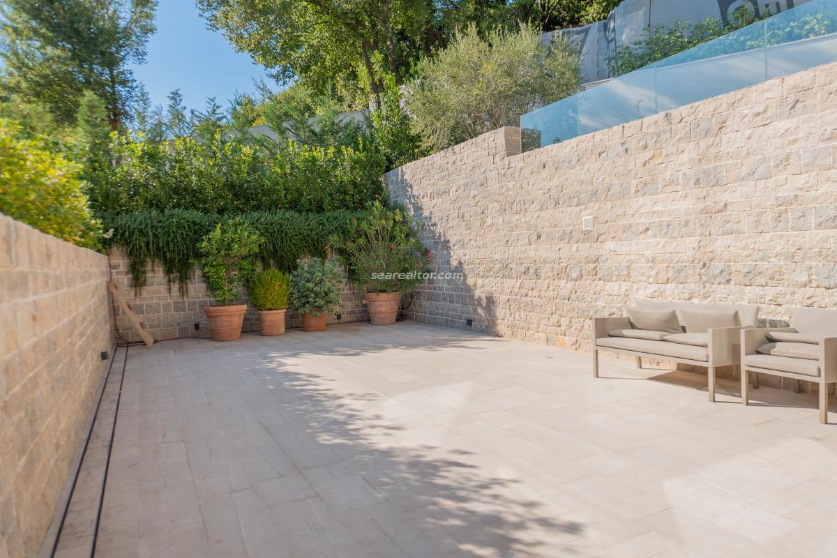 Premium Townhouse 288 m2 with Private Pool in Donja Lastva (I-2) 8