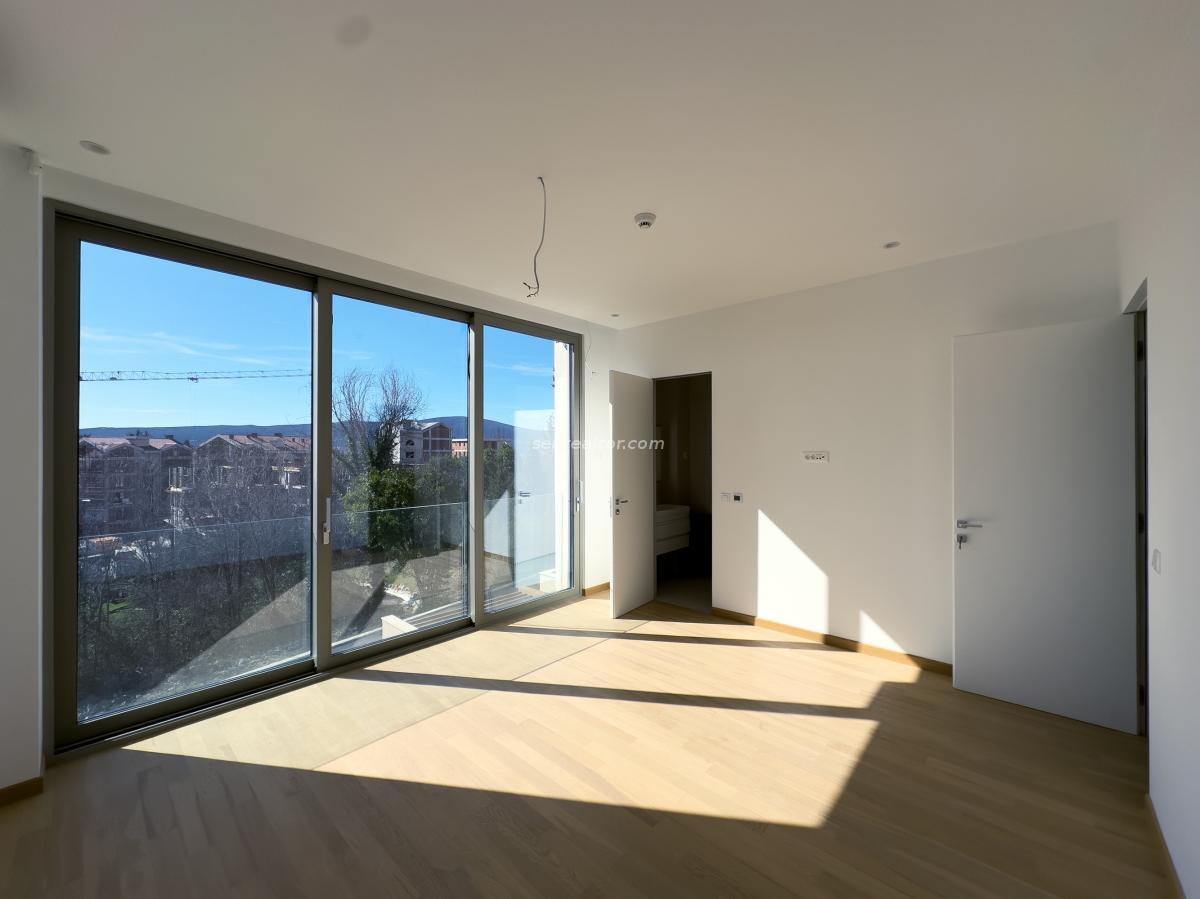 Donja Lastva'da 236 m2'lik lüks şehir evi (K-2) 5