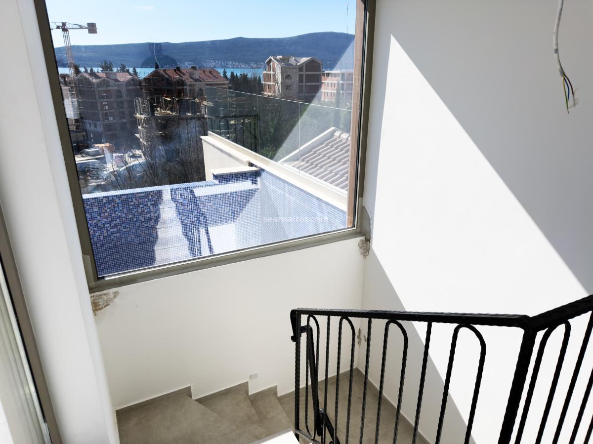 Kuća u Tivtu, 312m² — 21