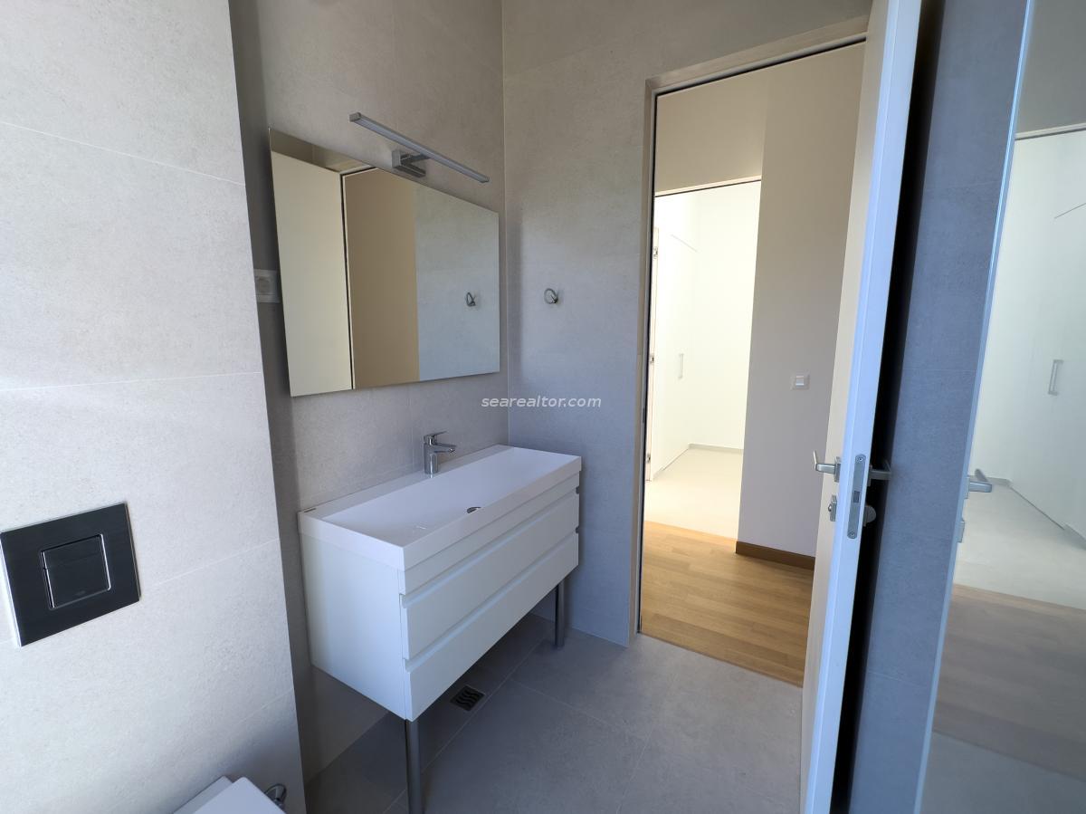 Kuća u Tivtu, 312m² — 24