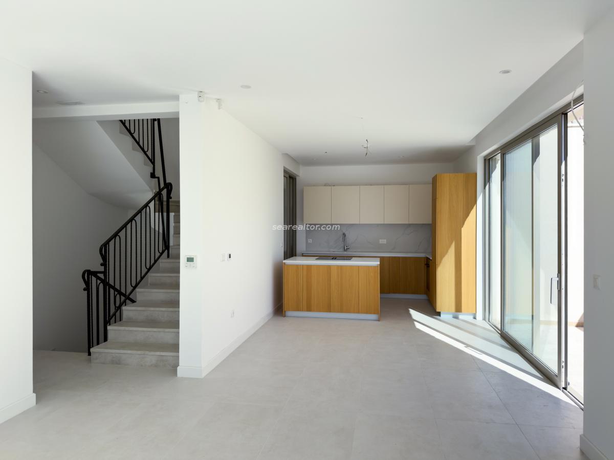 Kuća u Tivtu, 312m² — 7