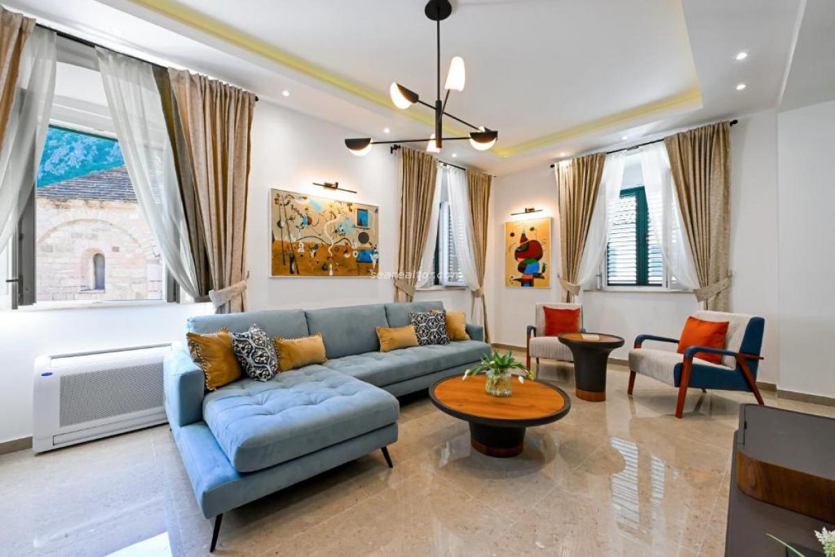Geräumige Drei-Zimmer-Wohnung – Altstadt Kotor 2
