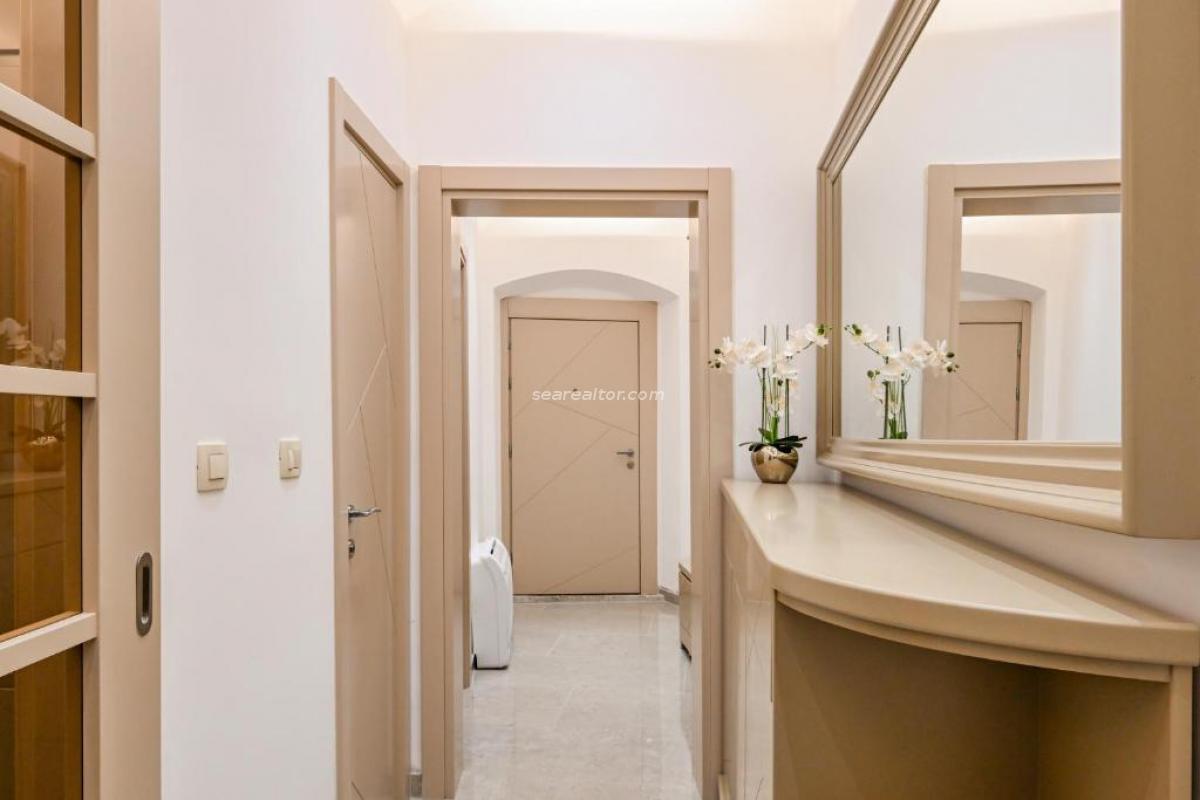 Geräumige Drei-Zimmer-Wohnung – Altstadt Kotor 13