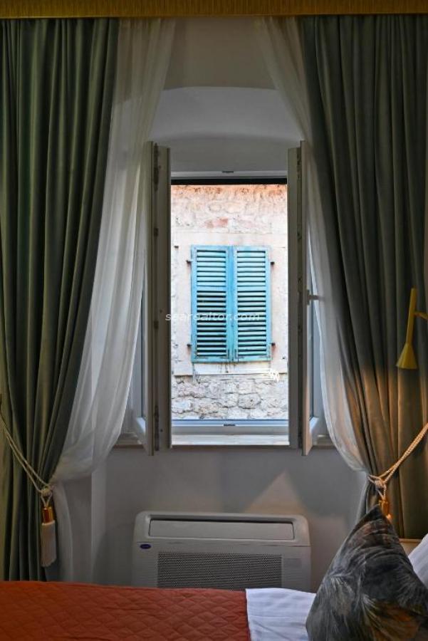 Geräumige Drei-Zimmer-Wohnung – Altstadt Kotor 18