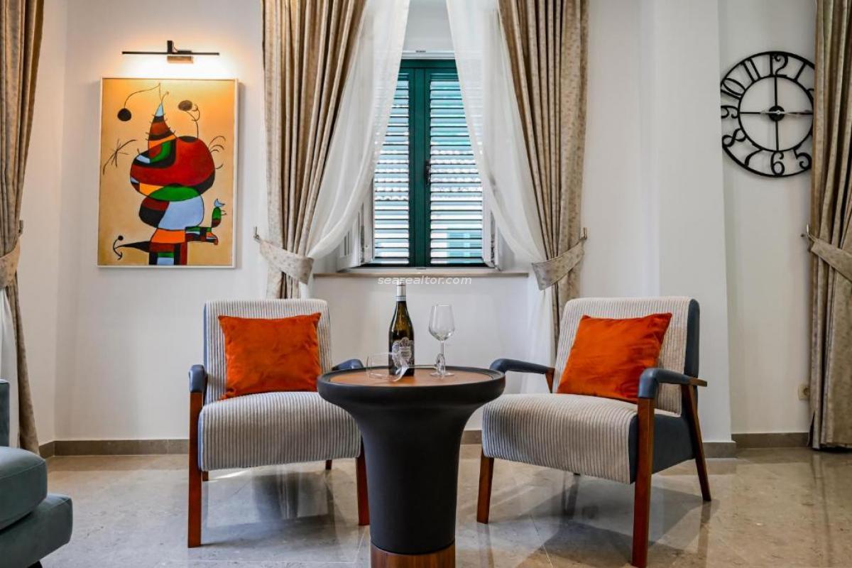Geräumige Drei-Zimmer-Wohnung – Altstadt Kotor 23
