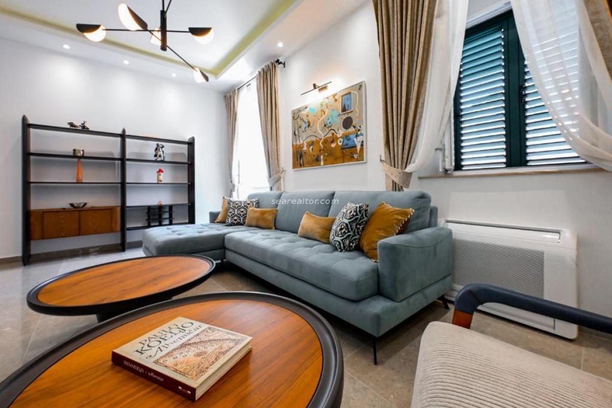 Geräumige Drei-Zimmer-Wohnung – Altstadt Kotor 4