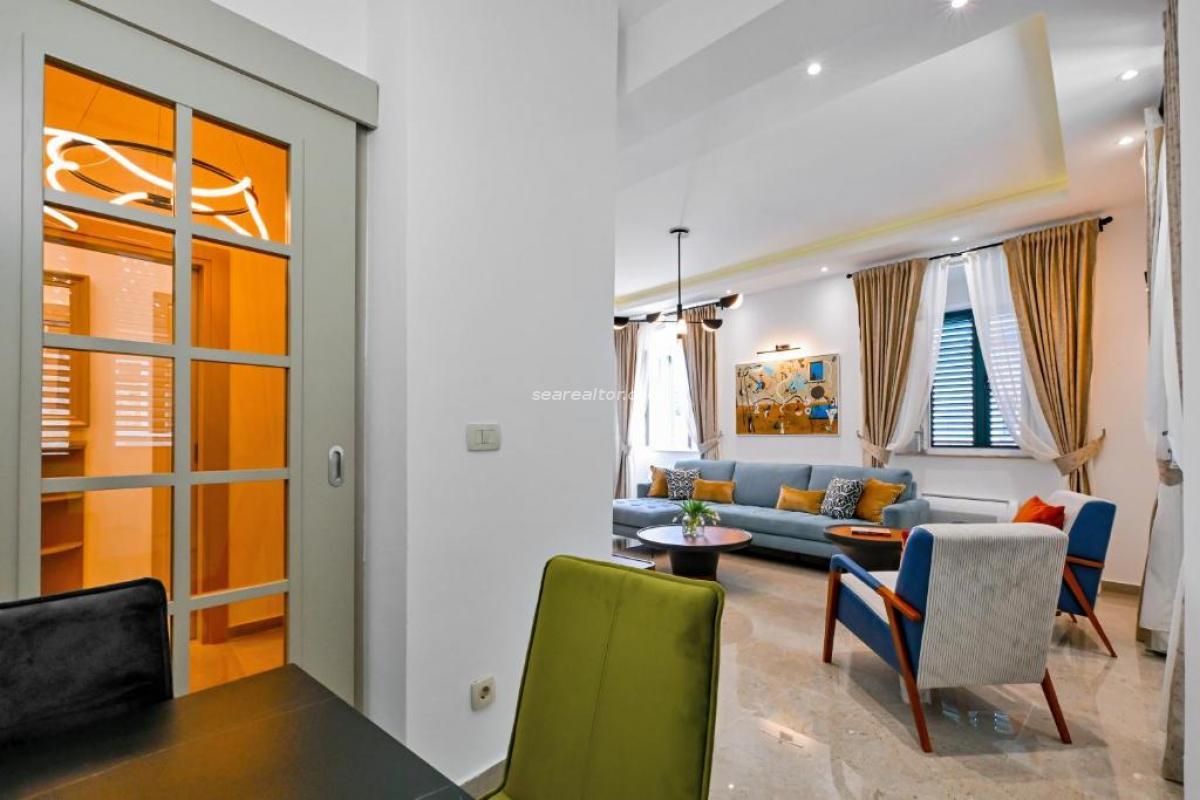 Geräumige Drei-Zimmer-Wohnung – Altstadt Kotor 5