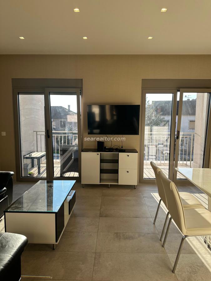 One-Bedroom Furnished Apartment 58m2 with Terrace – Tivat City Center 9