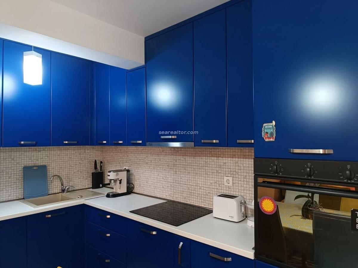Двухкомнатная квартира 81 м² с парковкой – Тиват, Мазина 5
