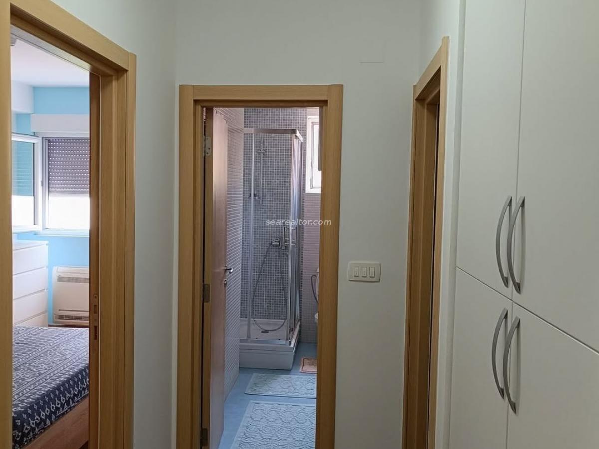 Двухкомнатная квартира 81 м² с парковкой – Тиват, Мазина 7