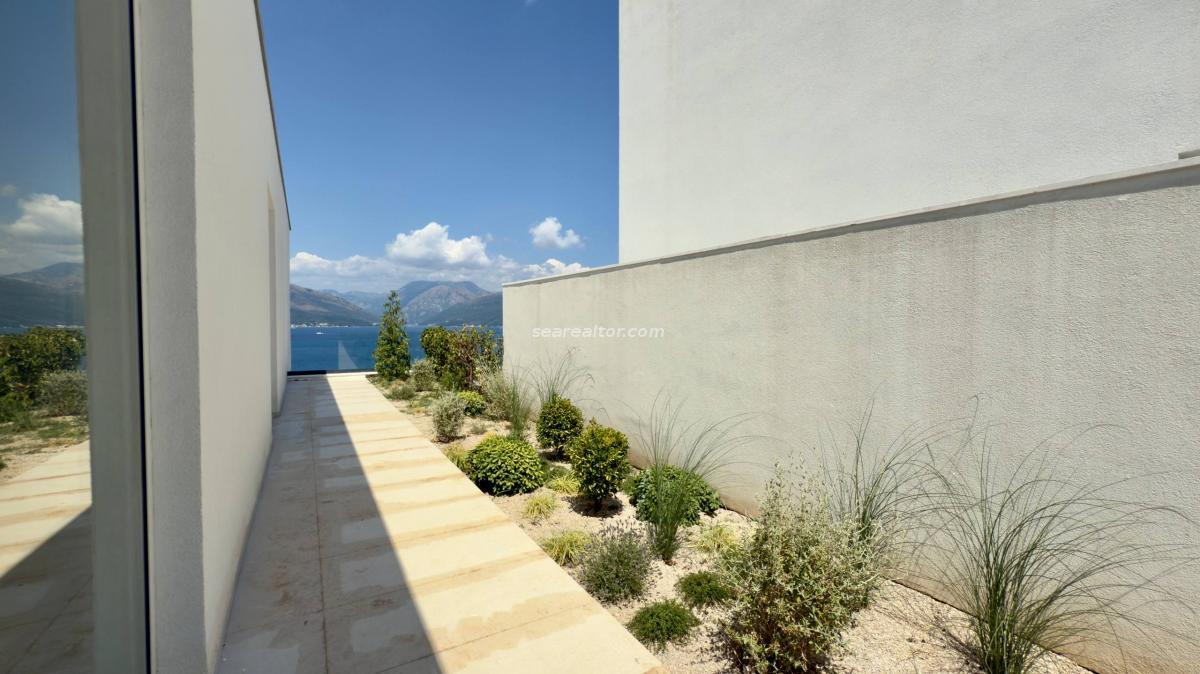 Panoramik Deniz Manzaralı 5 Yatak Odalı Lüks Villa – Krašići 13
