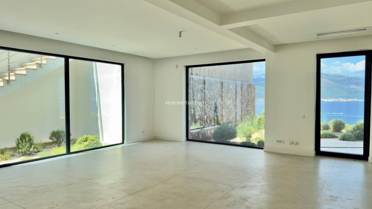 Panoramik Deniz Manzaralı 5 Yatak Odalı Lüks Villa – Krašići 4