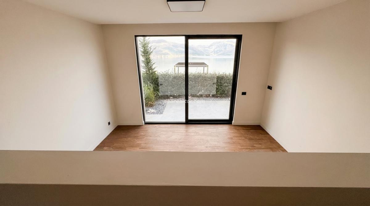 Просторная loft-квартира с панорамным видом и джакузи – Крашичи 5