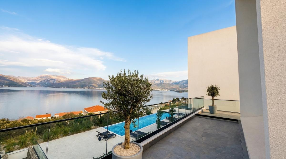 Duplex-Wohnung mit zwei Schlafzimmern und Panoramablick – Krašići