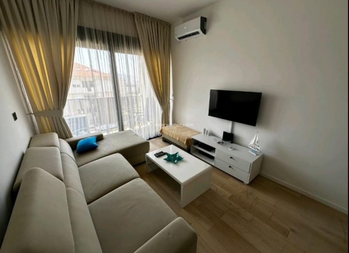 Furnished studio apartment for rent 35 m² in Soho City, Bar 2